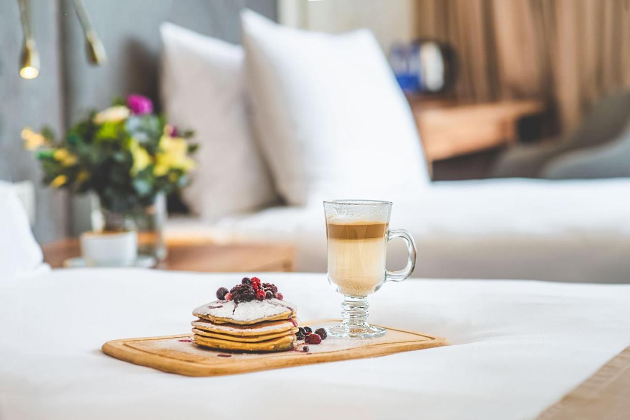 Meta Business Hotel By King David Tbilisi Esterno foto