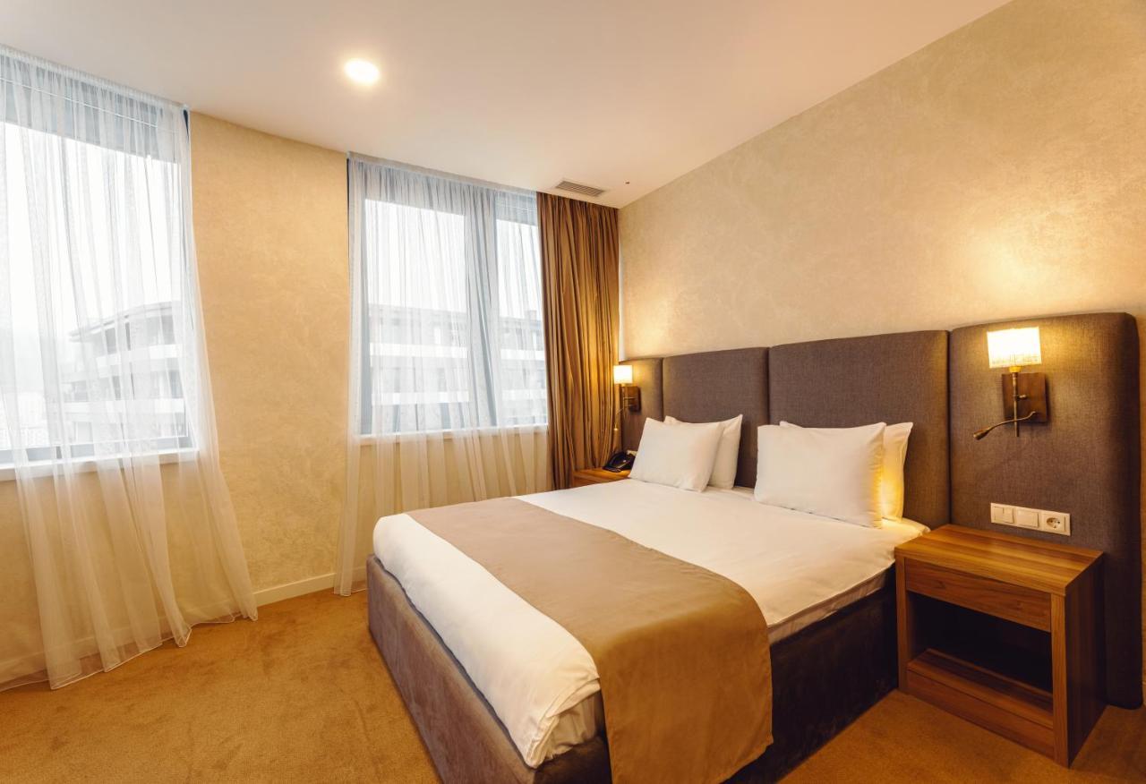 Meta Business Hotel By King David Tbilisi Esterno foto