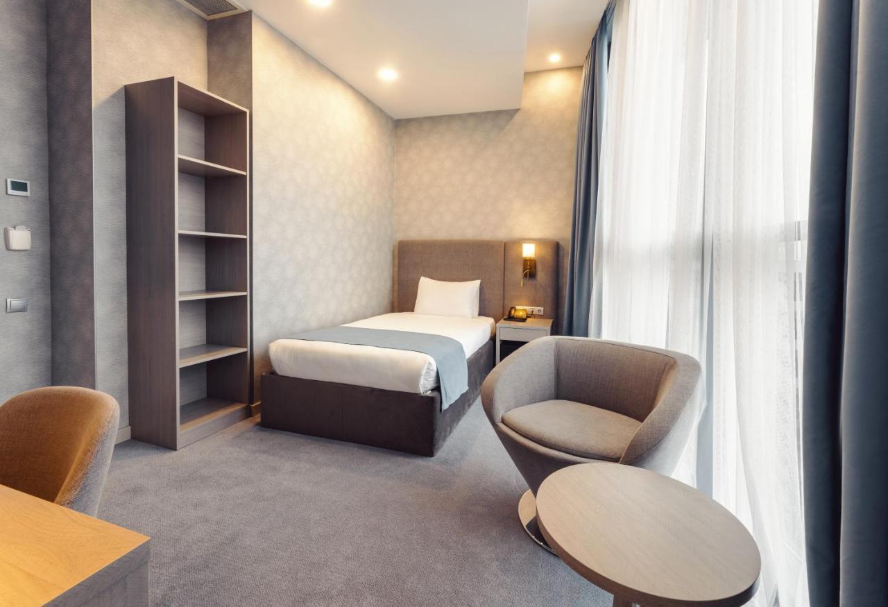 Meta Business Hotel By King David Tbilisi Esterno foto