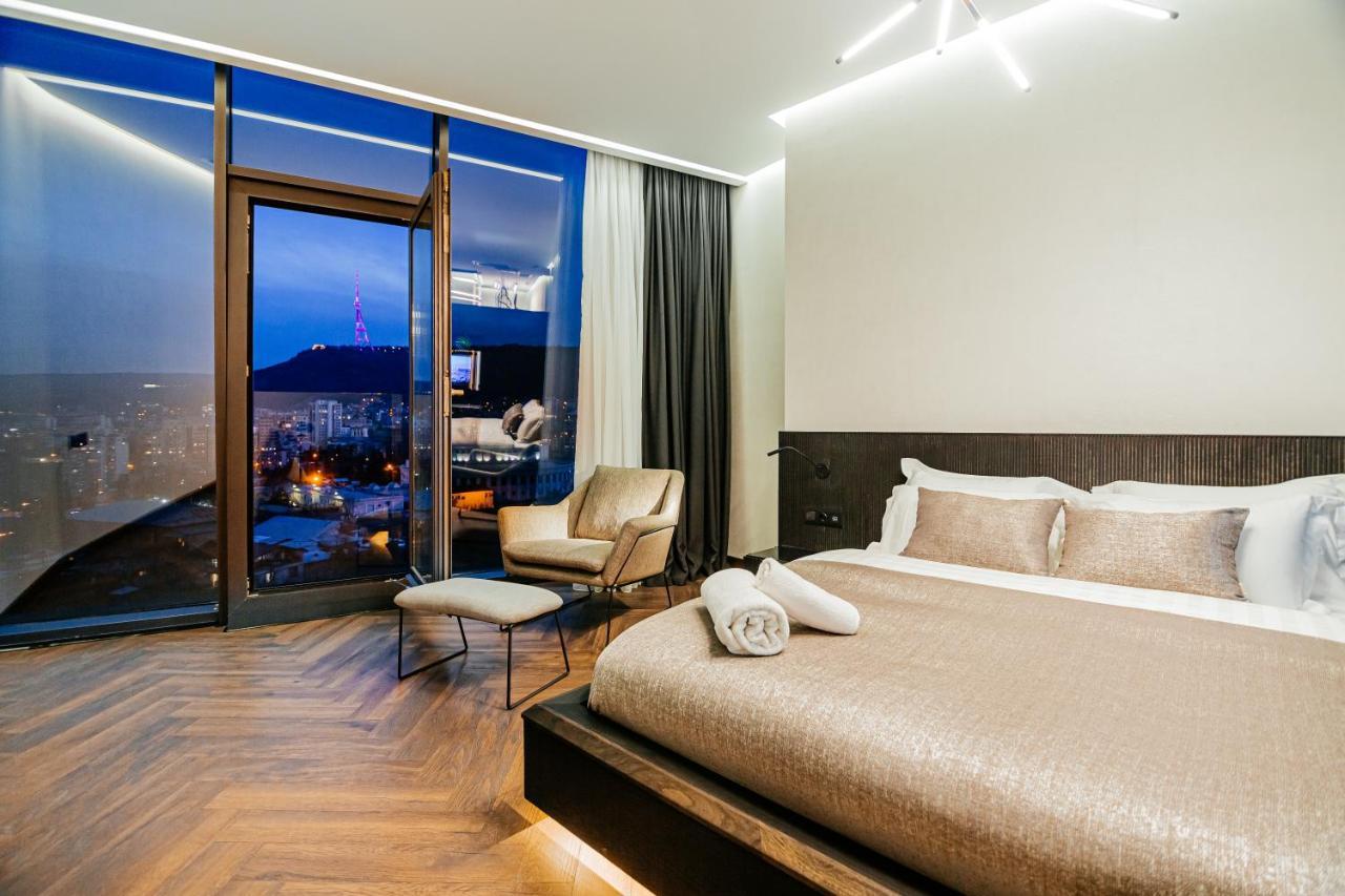 Meta Business Hotel By King David Tbilisi Esterno foto